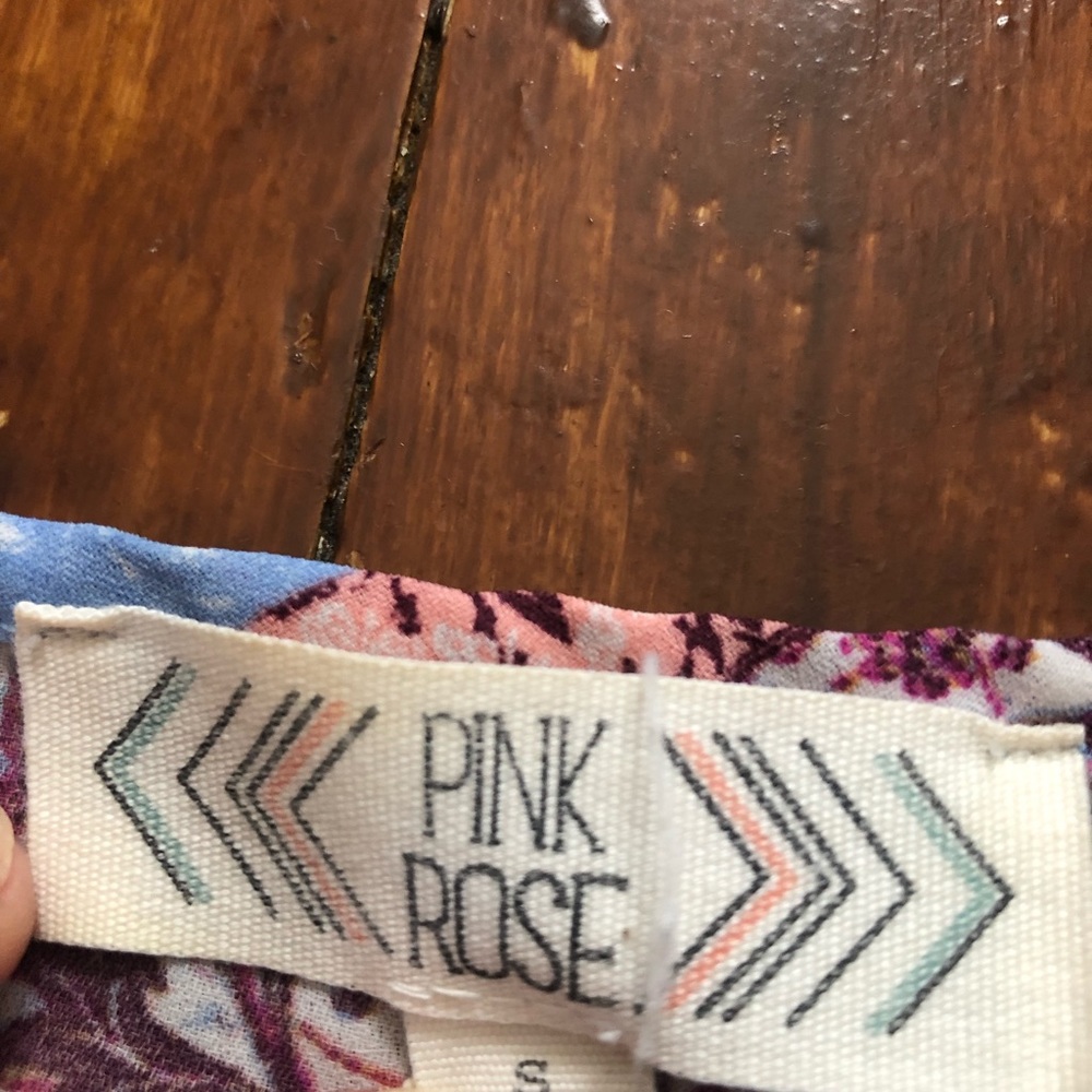 Pink Rose Patterned Blouse - Picture 2 of 6